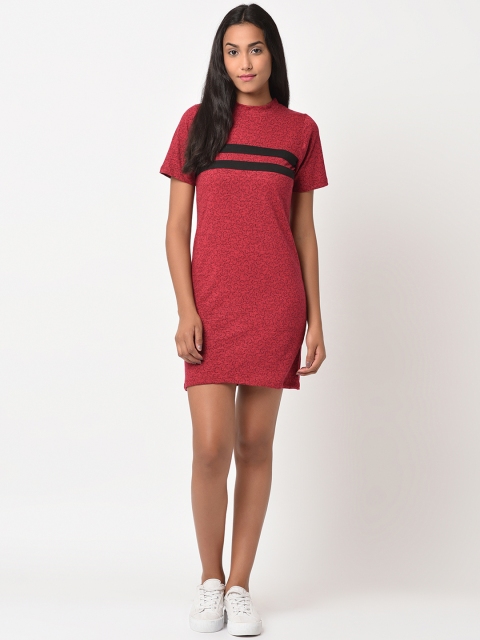 

Rigo Women Red & Black Printed Sheath Dress