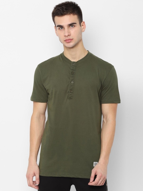 

SKULT by Shahid Kapoor Men Olive Green Solid Henley Neck T-shirt