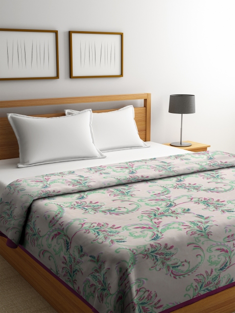 

BOMBAY DYEING Cream-Coloured & Maroon Floral Mild Winter 110 GSM Double Bed Blanket