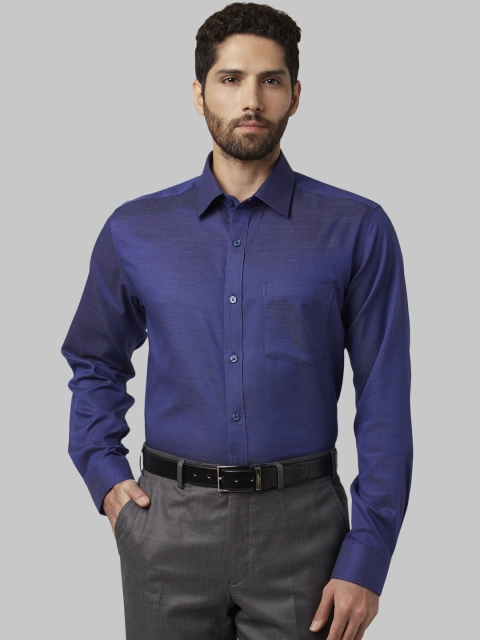 

Park Avenue Men Blue & Off-White Self Design Regular Fit Formal Shirt