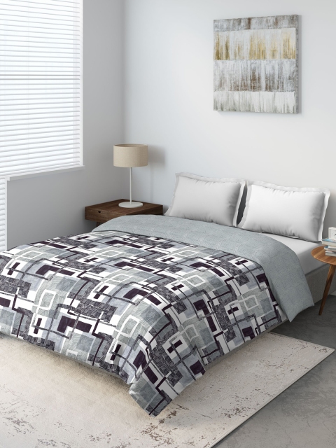 

DDecor Grey & White Geometric Mild Winter 150 GSM Double Bed Comforter