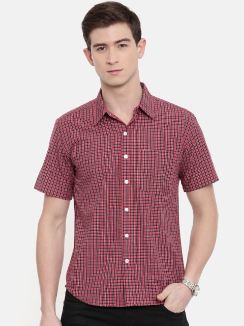 

Joven Men Red & Black Slim Fit Checked Casual Shirt