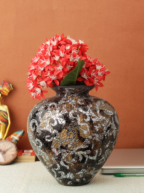 

Aesthetic Home Solutions Silver-Toned & Brown Mosaic Textured Vase