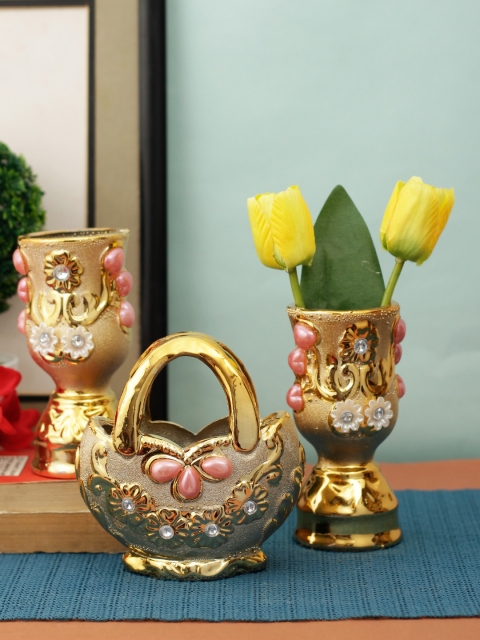 

Aesthetic Home Solutions Golden Set of three Showpiece, Gold
