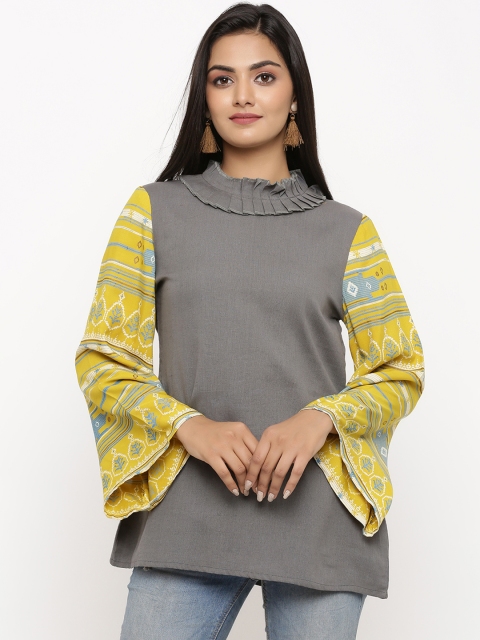 

BUYCLARA Women Grey Solid Top