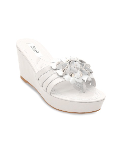 

ROSSO BRUNELLO Women White Solid Sandals