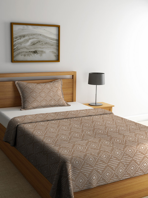 

NEUDIS Brown & Off-White Printed Single Bed Cover with 1 Pillow Cover