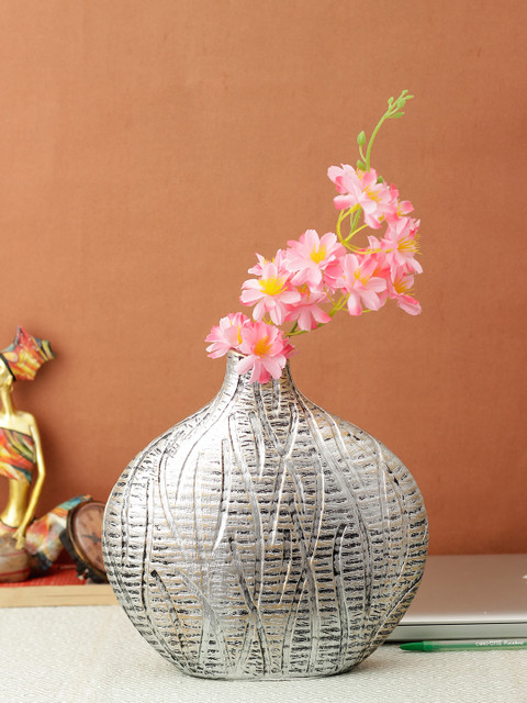 

Aesthetic Home Solutions Silver-Toned & Brown Textured Flower Embosed Ceramic Vase