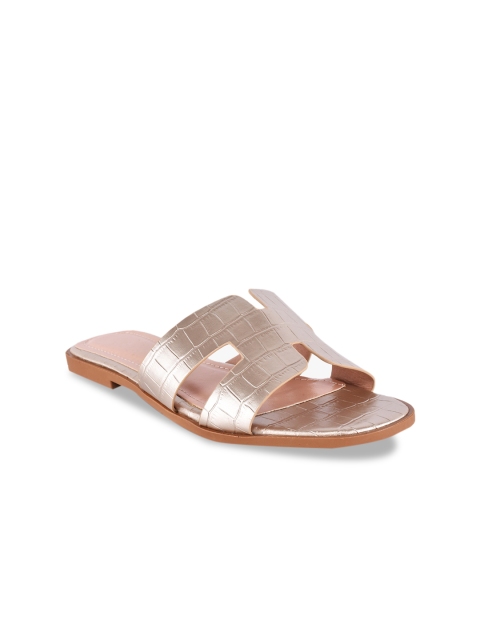 

BuckleUp Women Gold-Toned Solid Open Toe Flats