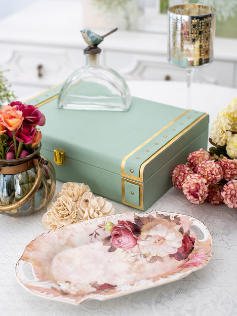 

White Gold White & Red Porcelain Tray in English Roses Print