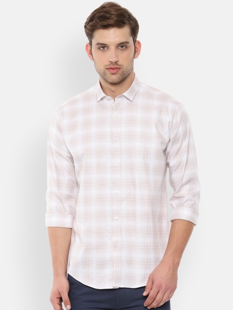 

V Dot Men Off-White & Cream-Coloured Slim Fit Checked Casual Shirt