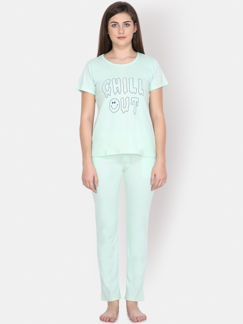 

Klamotten Women Green & Blue Printed Nightsuit
