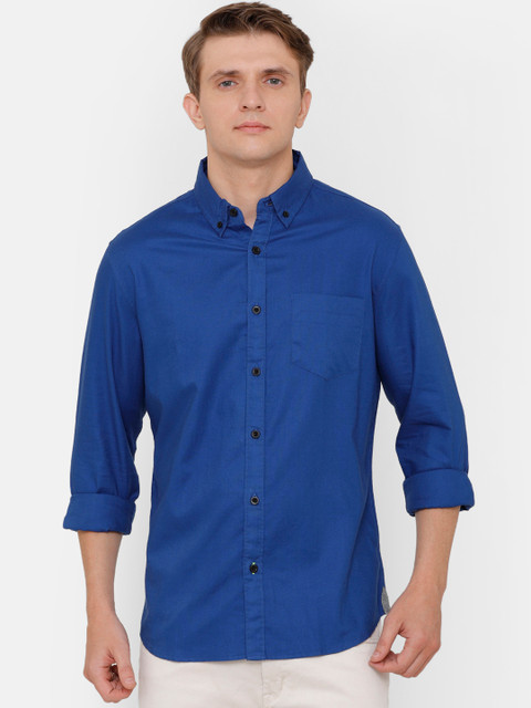 

AweTRend Men Blue Slim Fit Solid Casual Shirt