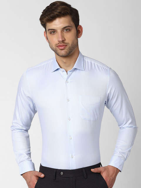 

Peter England Men Blue Regular Fit Solid Formal Shirt