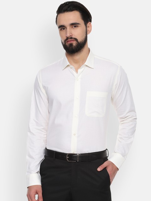 

Van Heusen Men Off-White Slim Fit Solid Formal Shirt