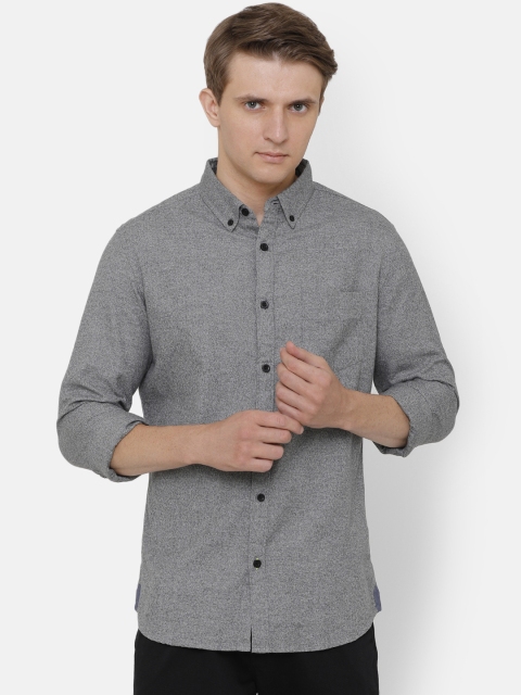 

AweTRend Men Grey Slim Fit Self Design Casual Shirt