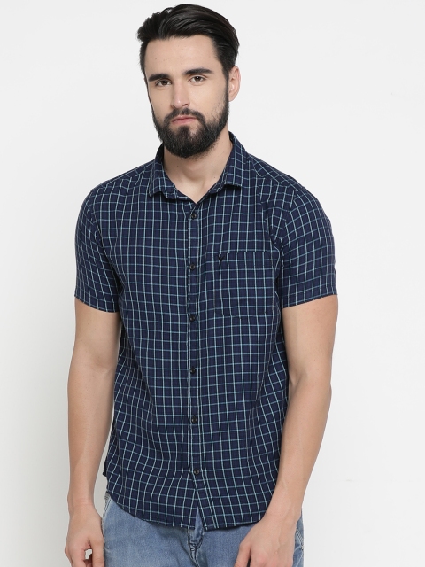 

SHOWOFF Men Navy Blue & Off-White Checked Slim Fit Casual Shirt