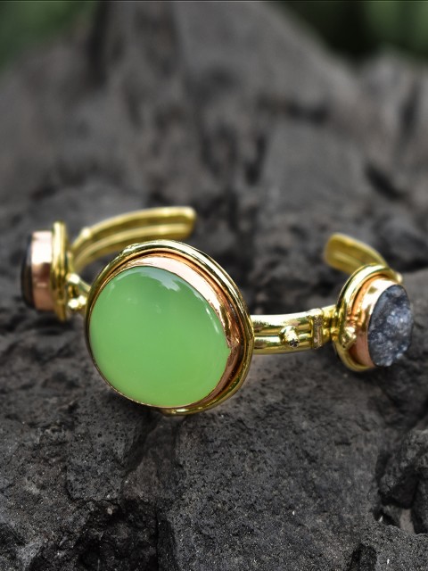 

ZeroKaata Green Brass Cuff Bracelet