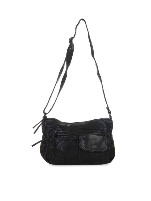 

red pout Black Textured Sling Bag