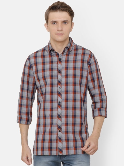 

AweTRend Men Grey & Red Slim Fit Checked Casual Shirt