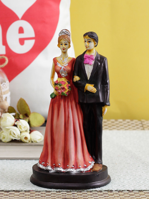 

TIED RIBBONS Black & Red Loving Couple Statue Figurine Showpiece