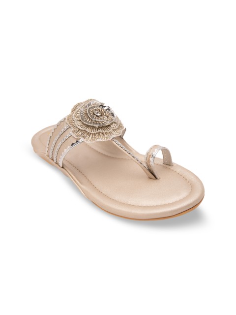 

Jivaana Women Silver-Toned & Beige Embellished One Toe Flats