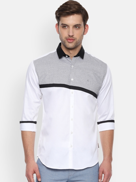 

V Dot Men White & Black Slim Fit Checked Casual Shirt