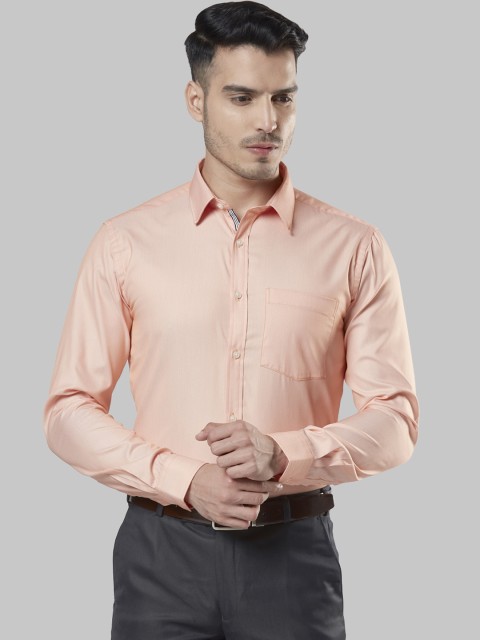 

Next Look Men Peach-Coloured Slim Fit Solid Formal Shirt