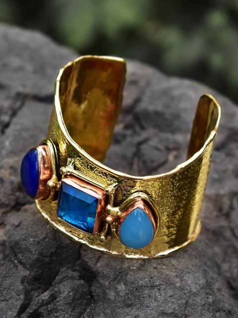 

ZeroKaata Gold-Toned Brass-Plated Handcrafted Cuff Bracelet