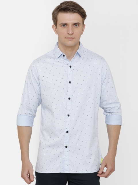 

AweTRend Men Blue & White Slim Fit Printed Casual Shirt
