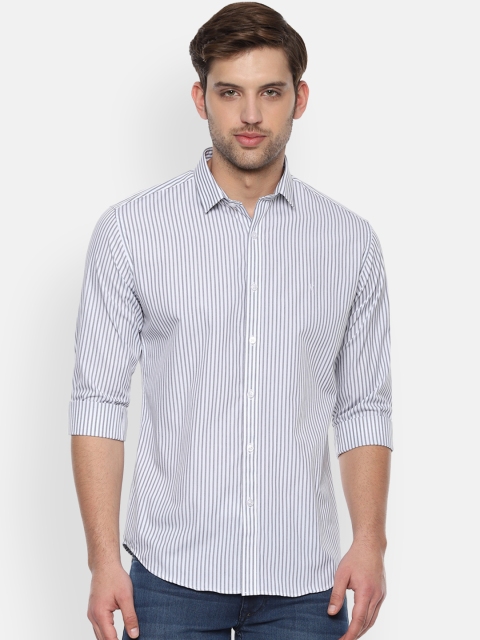 

V Dot Men Grey & White Slim Fit Striped Casual Shirt