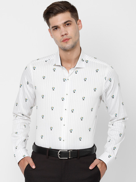 

SIMON CARTER LONDON Men White & Blue Printed Slim Fit Formal Shirt