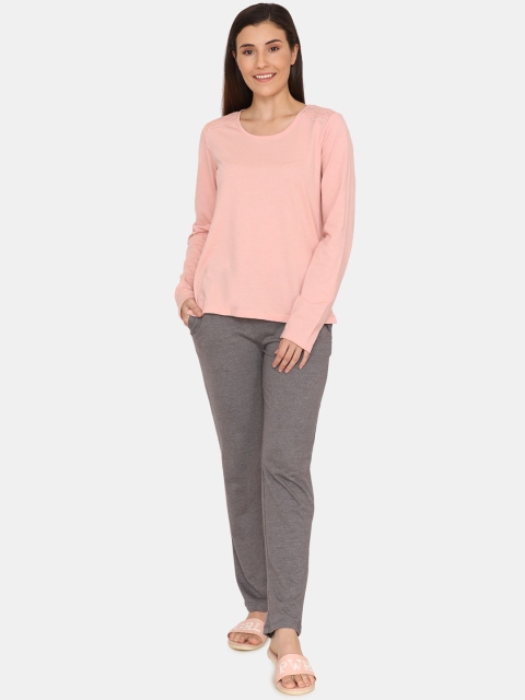 

Zivame Women Pink & Grey Solid Night suit