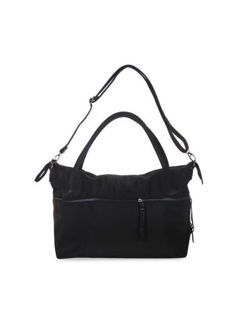 

red pout Black Solid Handheld Bag