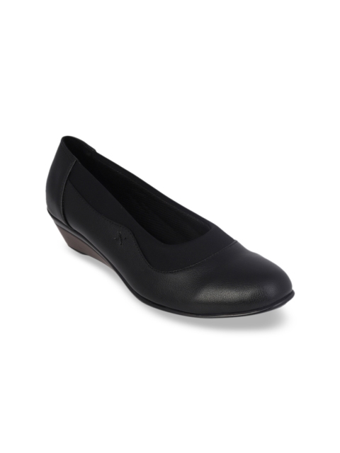 

pelle albero Women Black Solid Wedges