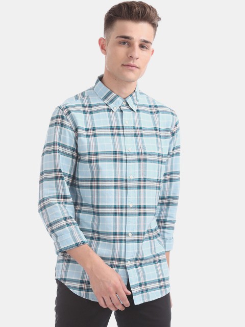 

Aeropostale Men Blue & Green Regular Fit Checked Casual Shirt