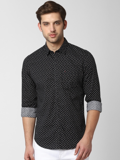 

Peter England Casuals Men Black Slim Fit Printed Casual Shirt