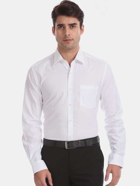 

Arrow Men White Slim Fit Solid Formal Shirt