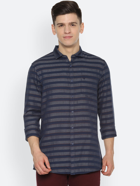

Solly Jeans Co. Men Navy Blue & White Regular Fit Striped Casual Shirt