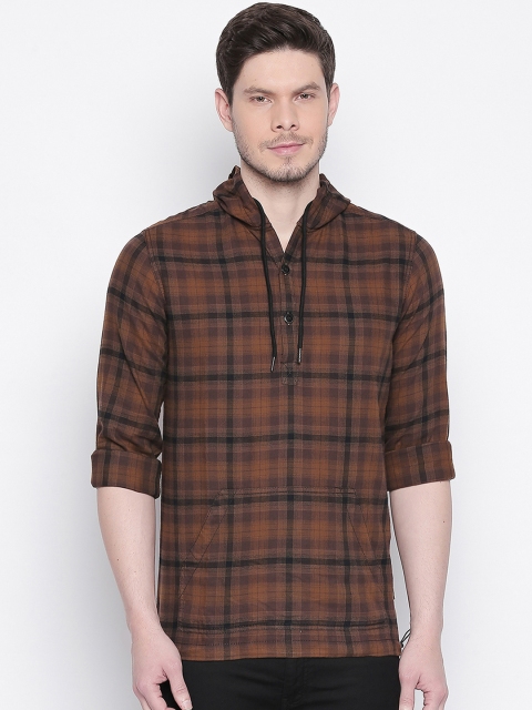 

Mufti Men Khaki Slim Fit Checked Casual Shirt