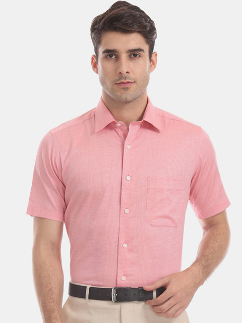 

Arrow Men Pink Regular Fit Solid Formal Shirt