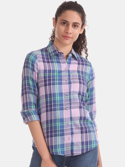 

Aeropostale Women Blue & Pink Regular Fit Checked Casual Shirt