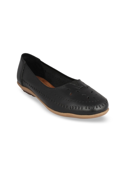

pelle albero Women Black Textured Ballerinas