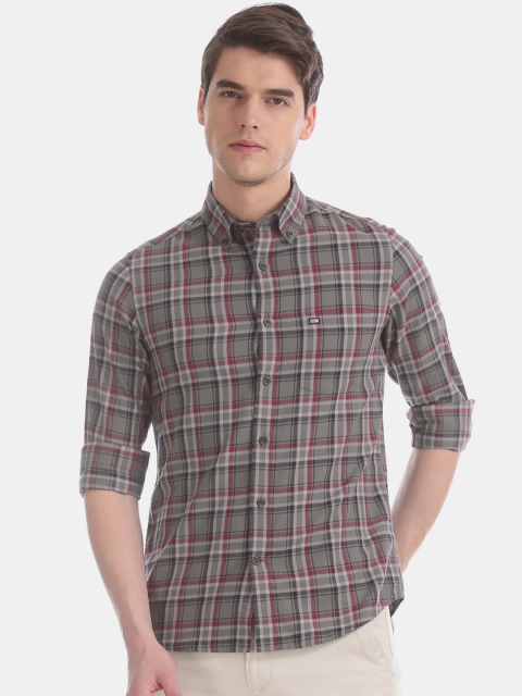 

Arrow Sport Men Grey Slim Fit Checked Casual Shirt