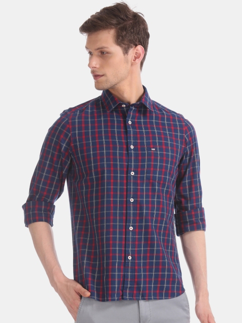 

Arrow Sport Men Navy Blue & Red Slim Fit Checked Casual Shirt