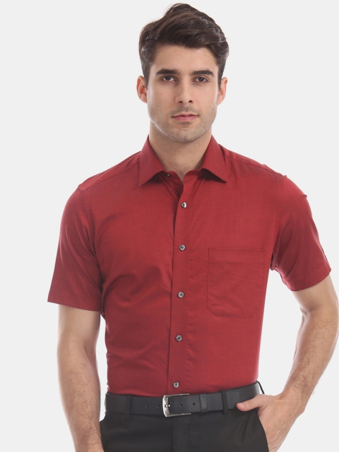 

Arrow Men Red Regular Fit Solid Formal Shirt