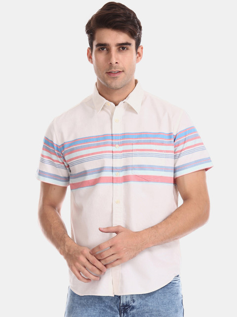 

Aeropostale Men Cream-Coloured & Pink Slim Fit Striped Casual Shirt