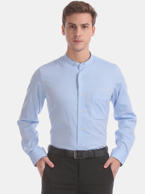 

Arrow Men Blue Regular Fit Self Design Formal Shirt
