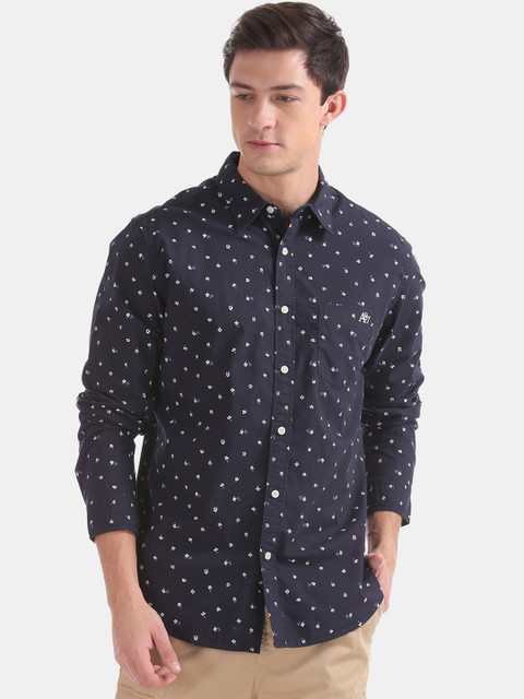 

Aeropostale Men Navy Blue & White Regular Fit Printed Casual Shirt