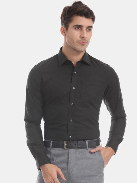 

Arrow Men Black Slim Fit Printed Formal Shirt